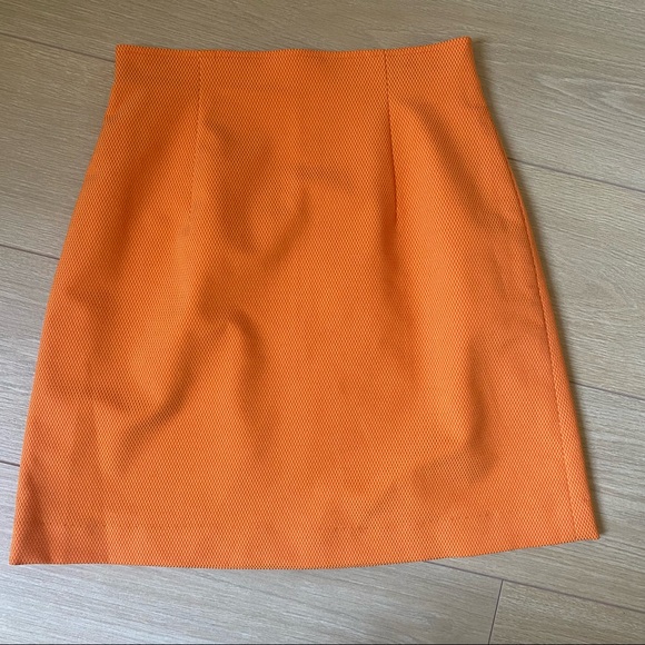orange skirt - Picture 10 of 13